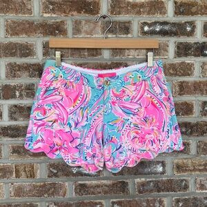 Lilly Pulitzer Scalloped Hem Shorts in Vibrant Pink & Blue Print – Size 2